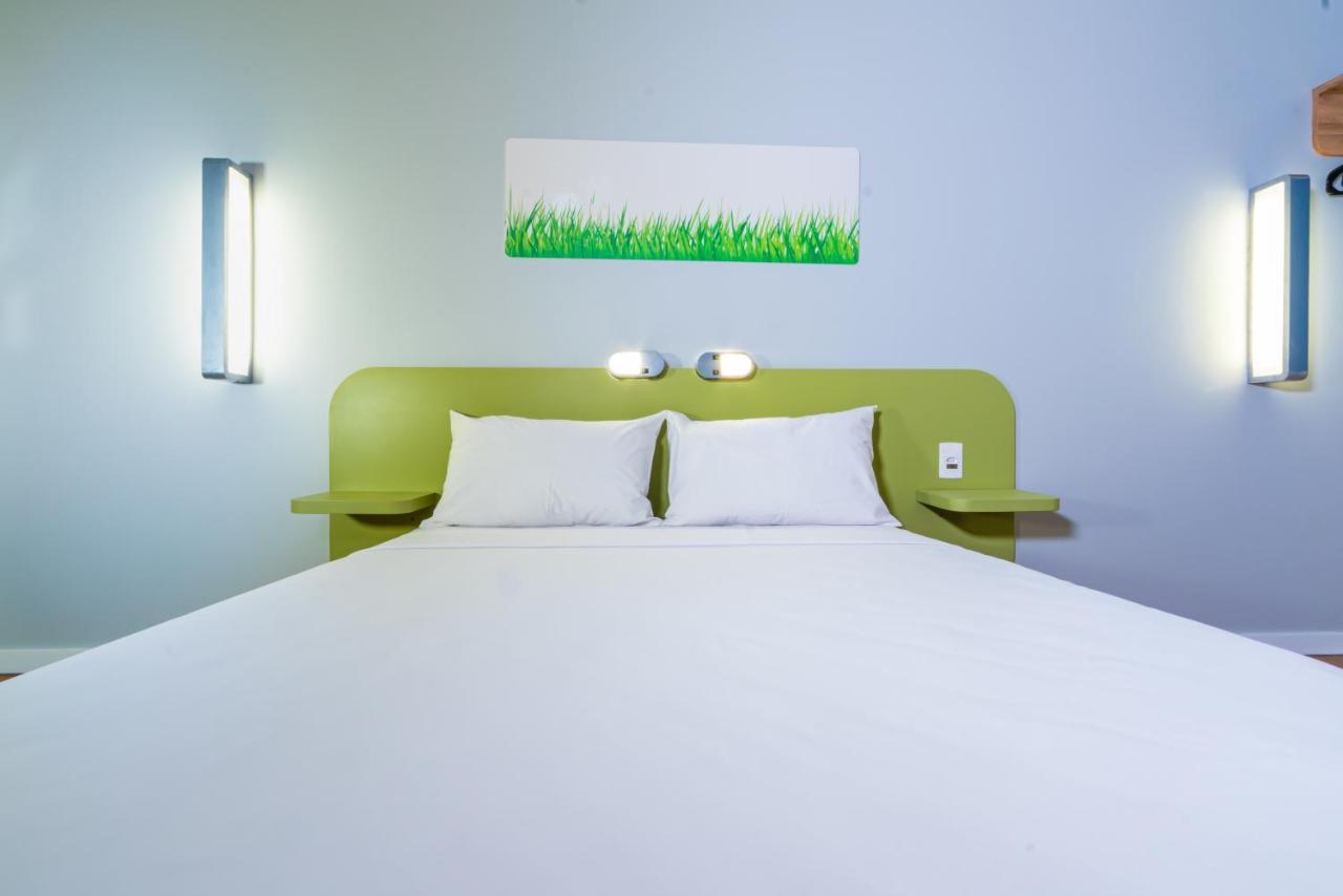 Ibis Budget Fortaleza Praia De Iracema Exteriér fotografie