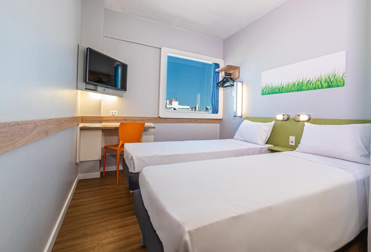 Ibis Budget Fortaleza Praia De Iracema Exteriér fotografie